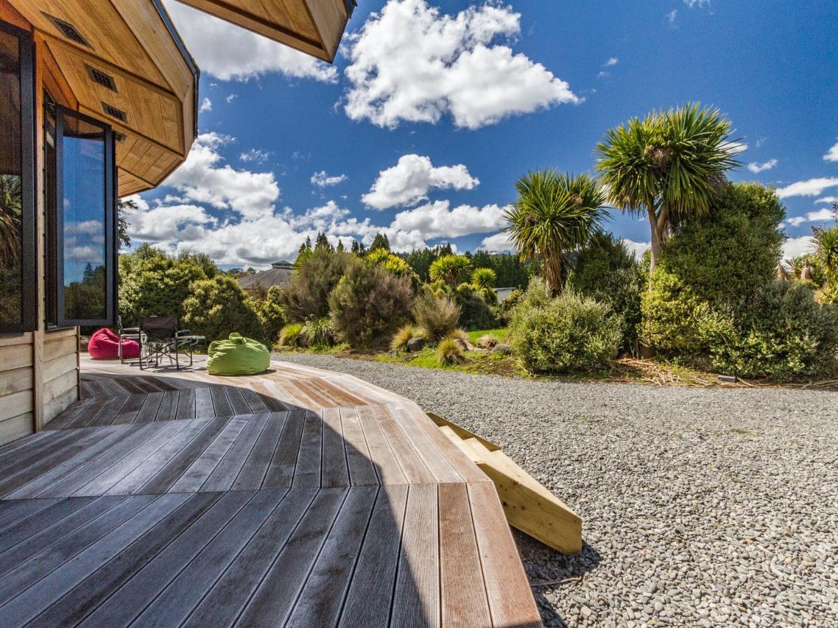 The Snowglobe - Ohakune Modern Yurt Style Chalet Eksteriør billede