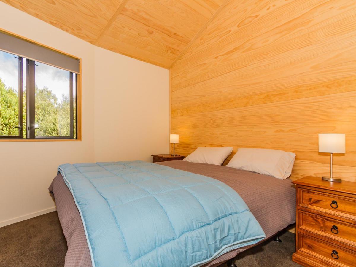 The Snowglobe - Ohakune Modern Yurt Style Chalet Eksteriør billede