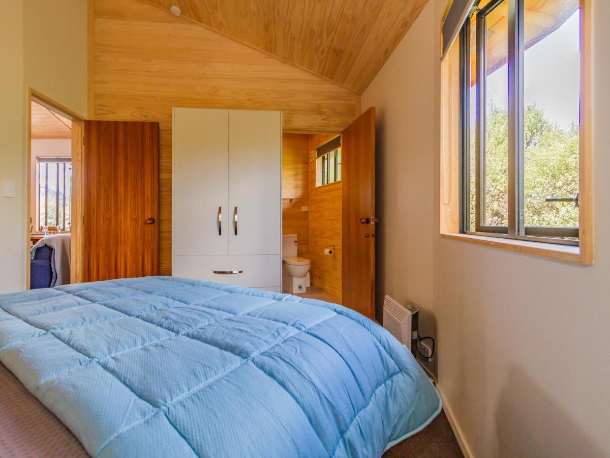The Snowglobe - Ohakune Modern Yurt Style Chalet Eksteriør billede