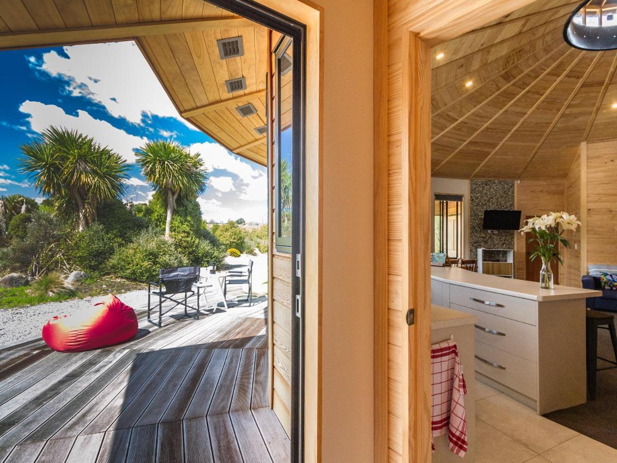 The Snowglobe - Ohakune Modern Yurt Style Chalet Eksteriør billede