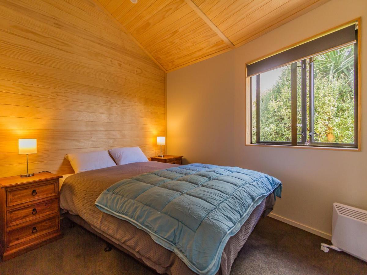 The Snowglobe - Ohakune Modern Yurt Style Chalet Eksteriør billede